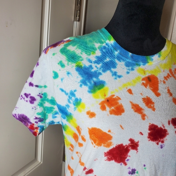 Hanes Vintage Custom Made Colorful Rainbow Tie-Dye Cotton T-Shirt Size Medium - Picture 9 of 13